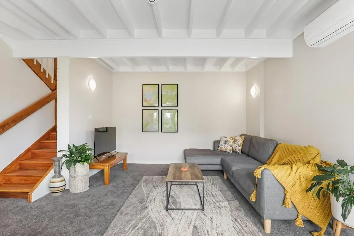 הוילה רוטורואה Papawai Townhouse 11 בית נופש